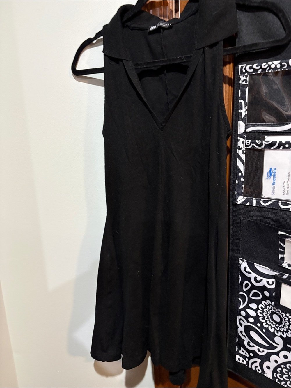 Black mini Sleeveless V-Neck dress by Zara in large with collar cute full